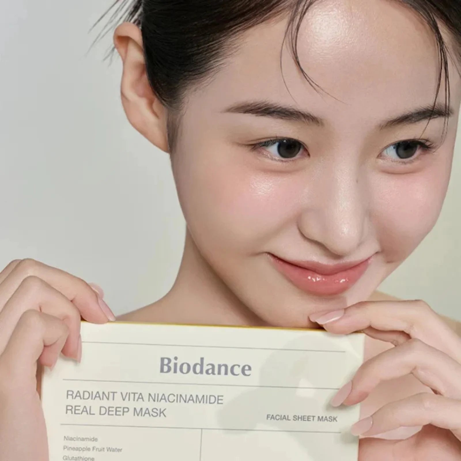 Radiant Vita Niacinamide Real Deep Mask - 4 feuilles