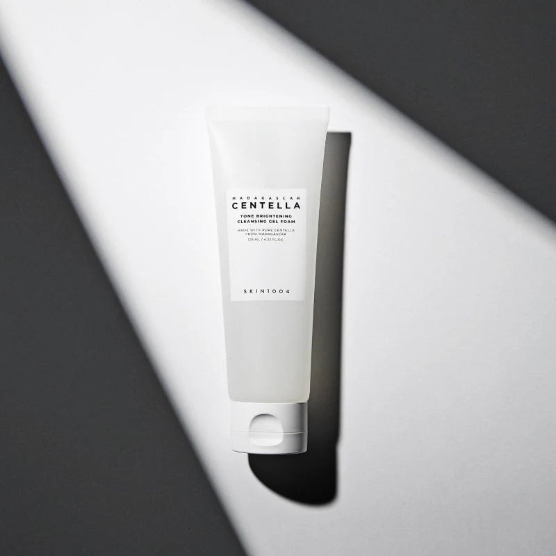 Madagascar Centella Tone Brightening Cleansing Gel Foam