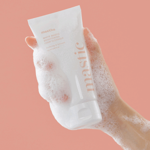 White Mastic Brightening Foam Cleanser